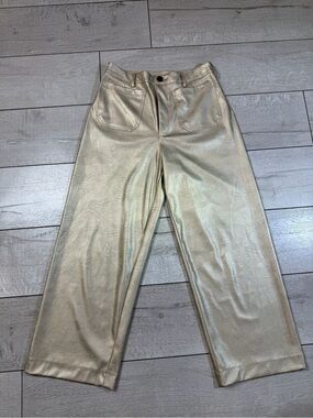 Vince Camuto Gold Metallic Faux Leather Wide Leg Cropped Pants Size 6
